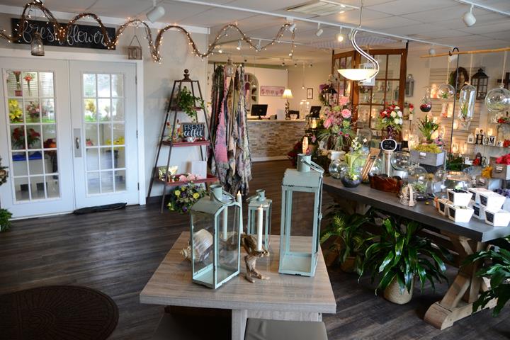 Kelly's The Florist - Marion, IN - Slider 4